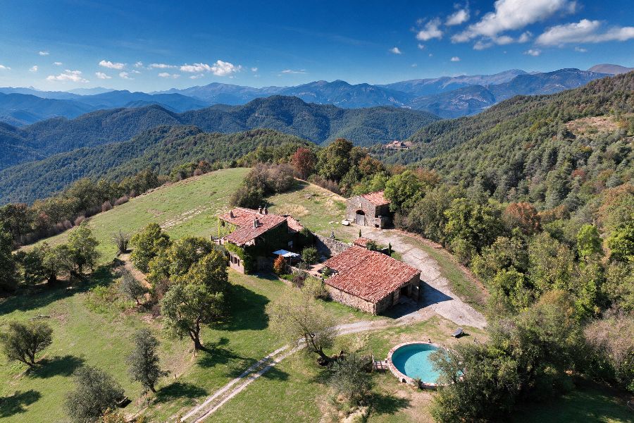 Finca rústica amb masia a Llaers de Ripoll (Ripollès)