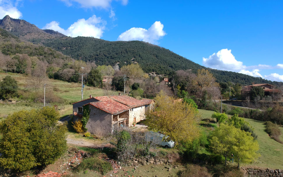 Finca rústica amb masia a Joanetes (La Vall d’en Bas)