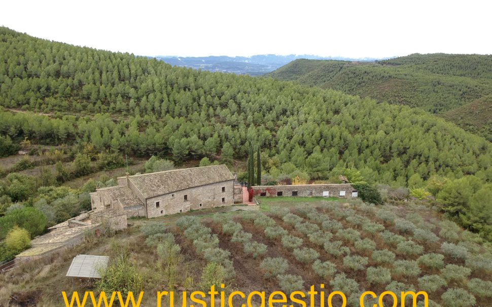 Finca rústica con masía en Igualada, Barcelona - Rústic Gestió