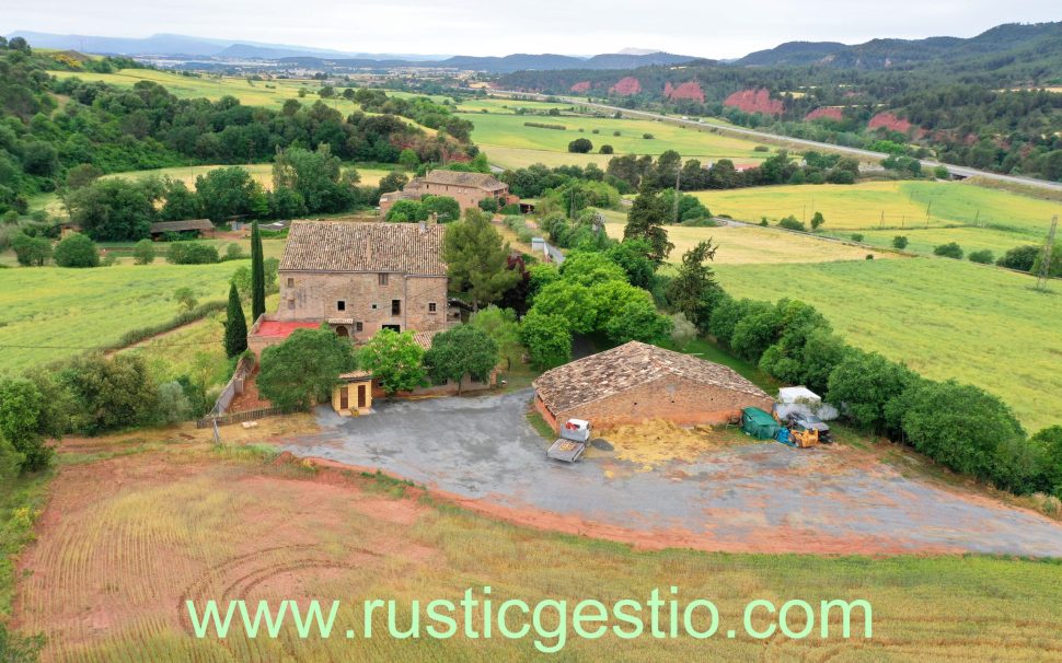 Finca rústica con masía en Artés (Bages)