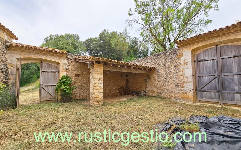 Finca rústica con masía en Banyoles (Pla de l’Estany)