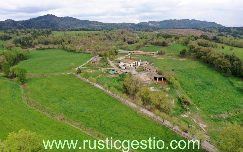 Finca rústica con masía en Sant Boi de Lluçanès (Osona)