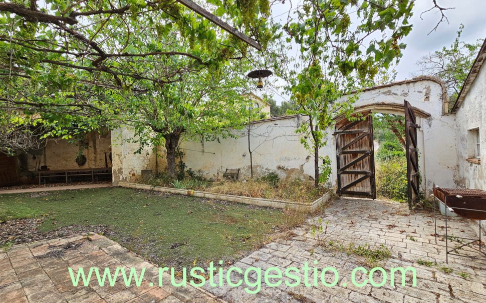 Finca rústica con masía en Piera (Anoia)