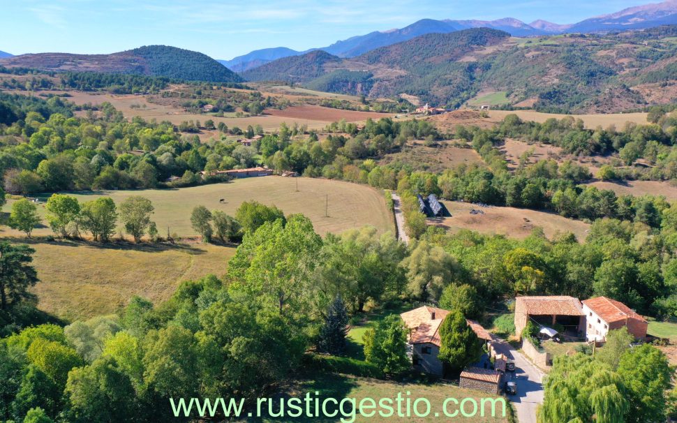 Finca urbana con casa de campo en Bellver de Cerdanya (La Cerdanya)