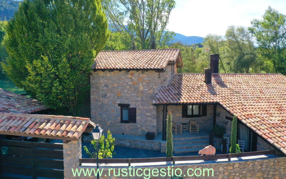 Finca urbana con casa de campo en Bellver de Cerdanya (La Cerdanya)