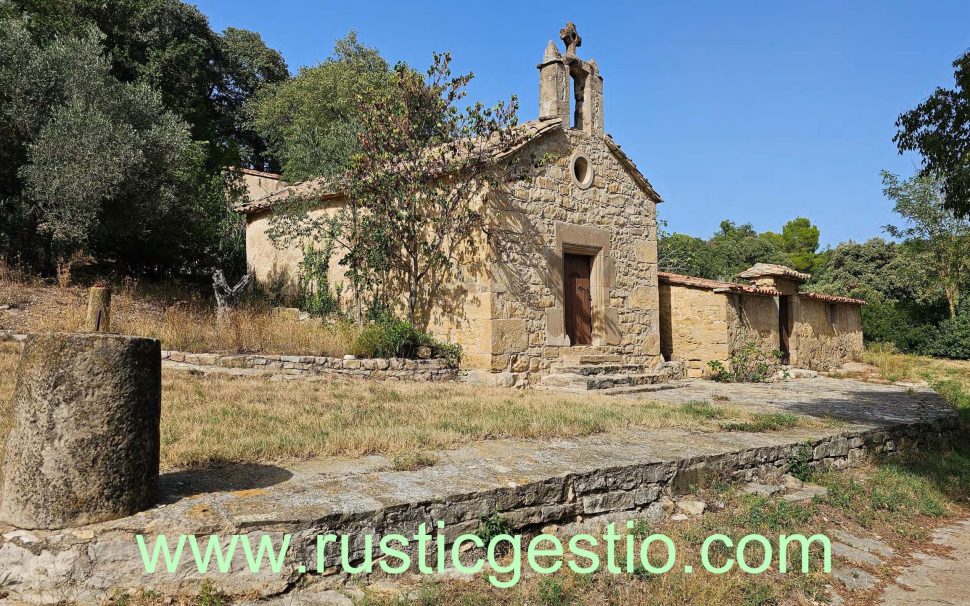 Finca rústica amb masia a Fonollosa i Sant Mateu de Bages (El Bages)