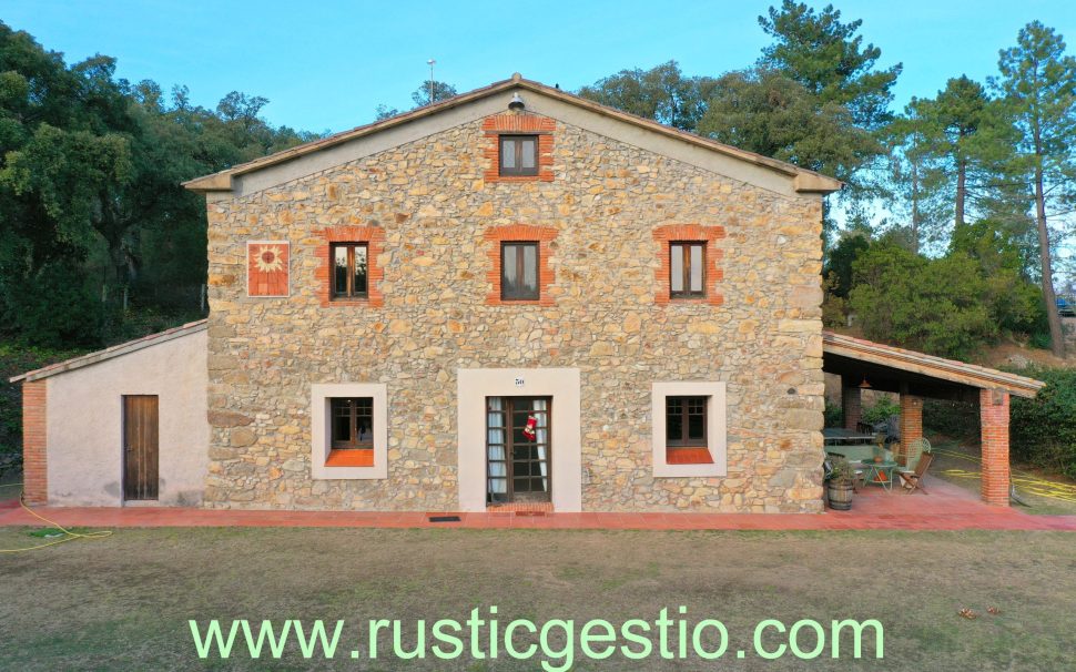 Finca rústica con masía en Sant Feliu de Buixalleu (La Selva)