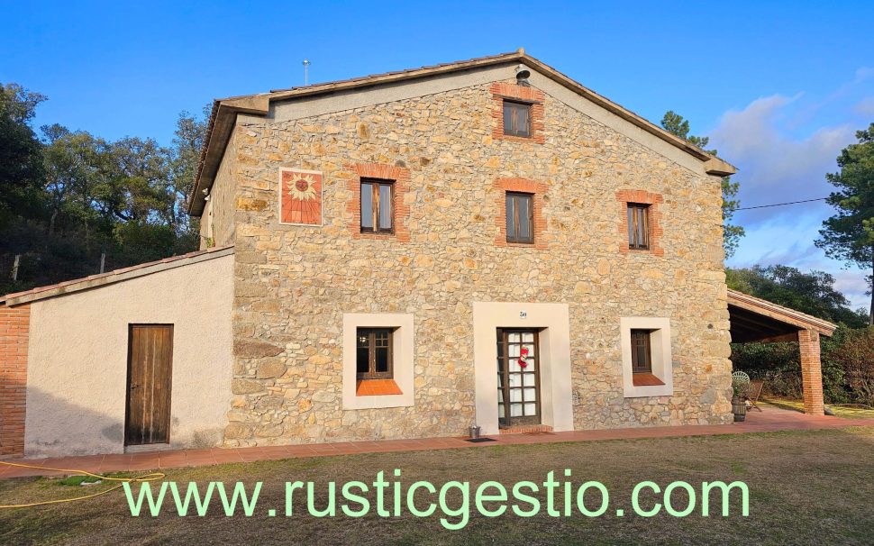 Finca rústica con masía en Sant Feliu de Buixalleu (La Selva)