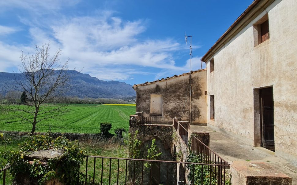 Finca rústica con masía en La Vall d’en Bas (Garrotxa)