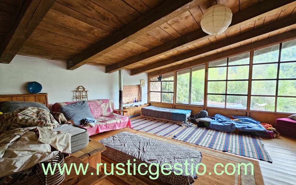 Finca rústica con masía de Begudà / Olot (Garrotxa)