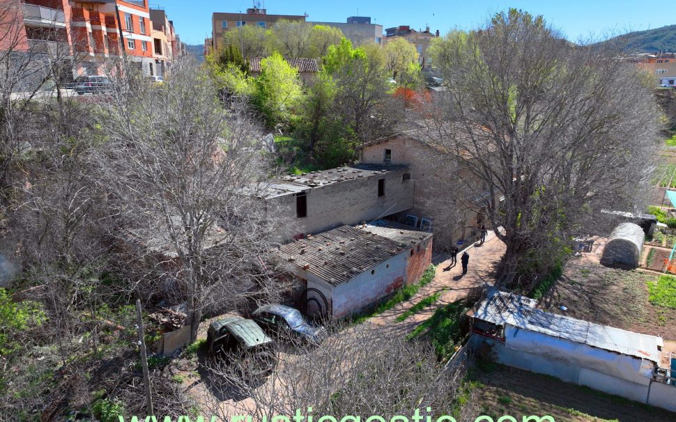 Finca rústica amb 2 masies a Vilanova del Camí (Igualada)