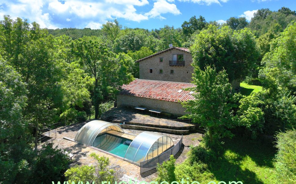 Finca rústica amb masia a Falgars d’en Bas (Rupit/Osona)