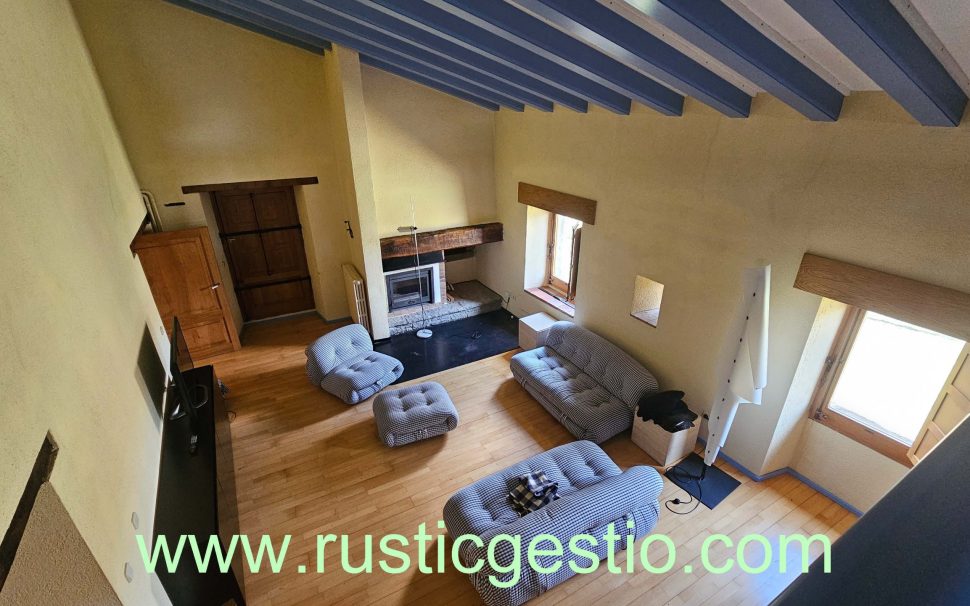 Finca rústica amb masia a Falgars d’en Bas (Rupit/Osona)