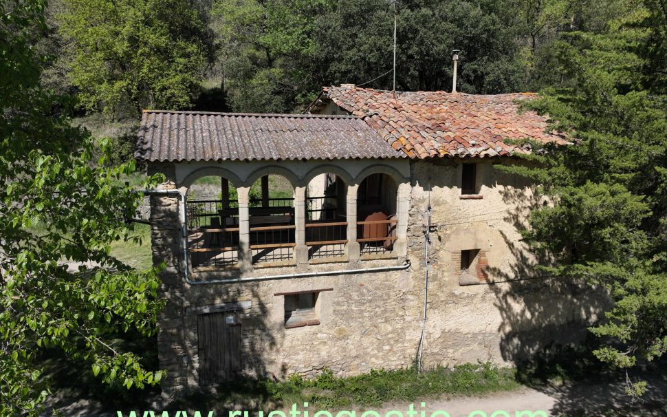 Finca rústica con masía y granja en Tavèrnoles (Osona)