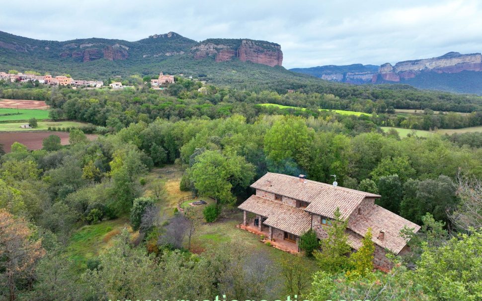 Finca rústica amb masia a Vilanova de Sau (Osona)