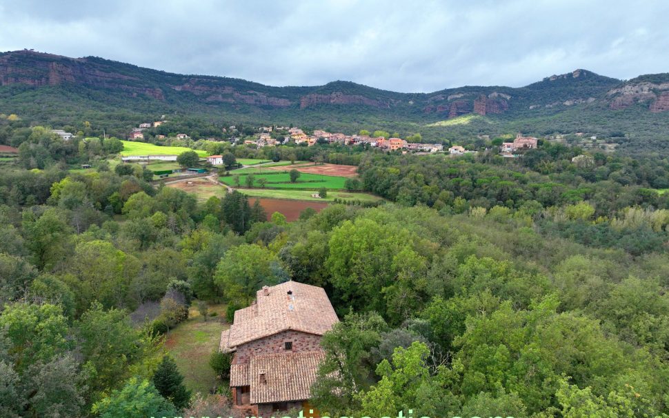 Finca rústica amb masia a Vilanova de Sau (Osona)