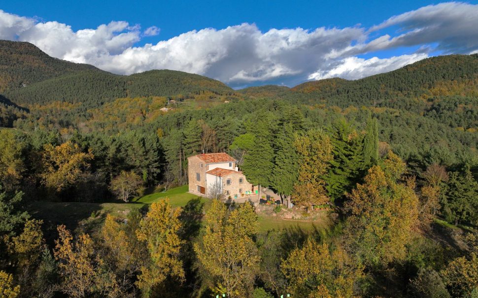 Finca rústica amb masia a Les Llosses (Ripollès)