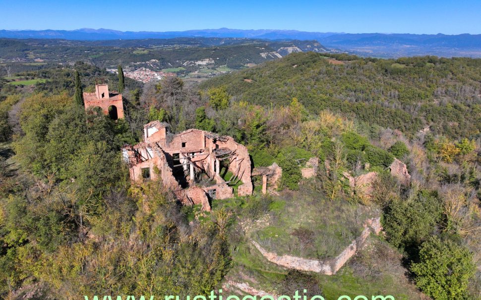 Finca rústica amb masia Vic (Osona)